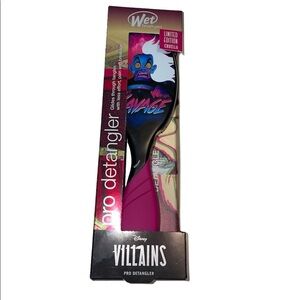 Wet Brush Pro Detangler Disney Villains Savage Cruella De Vil Detangling Brush